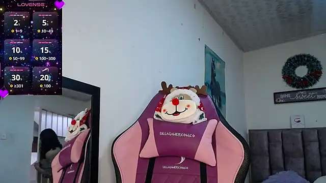 Lanna hott  online show from 12-05-25, 06:39