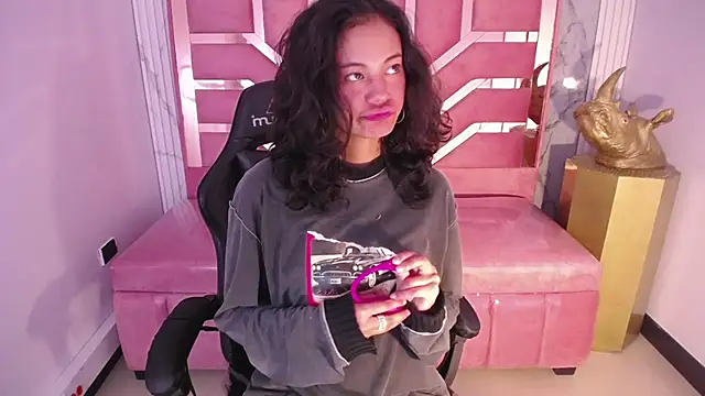 Tyna ch online show from 01-16-25, 04:28