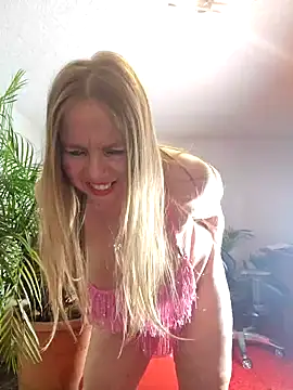 Supertitten95DD online show from 03-11-25, 05:57