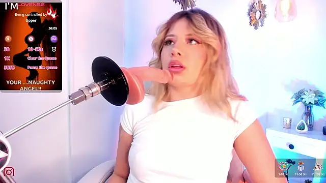 Khali reed  online show from 03-25-26, 02:44