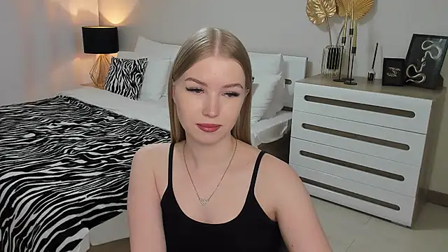 shy  lady online show from 03-18-25, 12:30