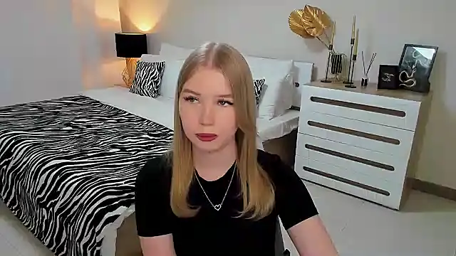 shy  lady online show from 02-27-25, 09:25