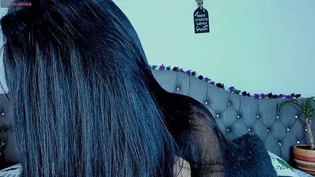 Snapshot of Yasiir_0229 chatting on 03-10-26, 02:32 Yasiir 0229 online show from 03-10-26, 02:32