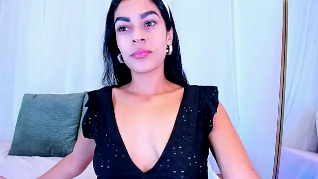 Snapshot of Yasiir_0229 chatting on 10-08-25, 05:20 Yasiir 0229 online show from 10-08-25, 05:20