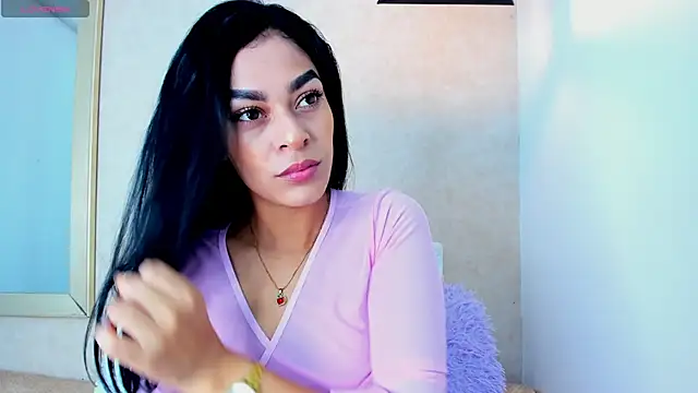 Snapshot of Yasiir_0229 chatting on 10-28-25, 03:29 Yasiir 0229 online show from 10-28-25, 03:29