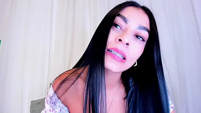 Snapshot of Yasiir_0229 chatting on 09-30-25, 05:02 Yasiir 0229 online show from 09-30-25, 05:02