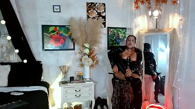 Kyara Queen online show from 09-18-25, 07:06