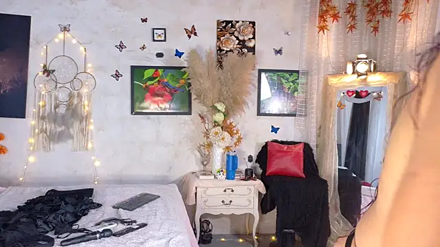 Kyara Queen online show from 03-20-26, 04:52