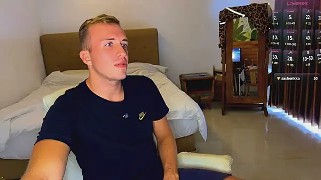 Snapshot of tommy_cumfinger chatting on 05-18-26, 02:33 tommy cumfinger online show from 05-18-26, 02:33