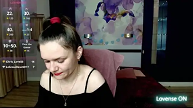 Snapshot of AriaGray chatting on 03-06-26, 04:40 AriaGray online show from 03-06-26, 04:40