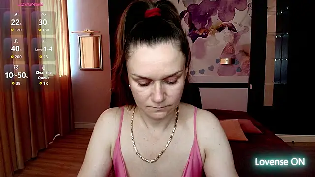 Snapshot of AriaGray chatting on 02-19-26, 01:08 AriaGray online show from 02-19-26, 01:08