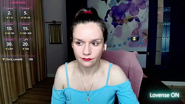 Snapshot of AriaGray chatting on 04-02-26, 10:49 AriaGray online show from 04-02-26, 10:49