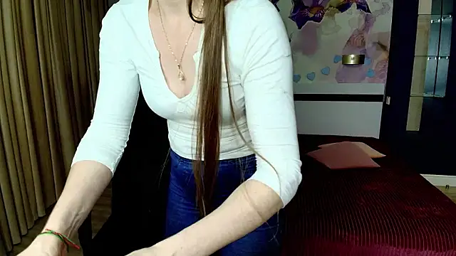 Snapshot of AriaGray chatting on 03-18-26, 07:15 AriaGray online show from 03-18-26, 07:15