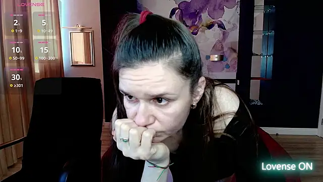 Snapshot of AriaGray chatting on 02-09-26, 01:20 AriaGray online show from 02-09-26, 01:20