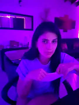 Snapshot of AbbyBaker222 chatting on 12-18-24, 06:32 AbbyBaker222 online show from 12-18-24, 06:32