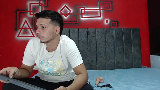 FerneyManti online show from 11-17-25, 06:12