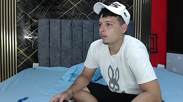 FerneyManti online show from 03-31-26, 01:57