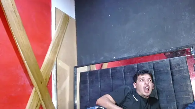 Snapshot of FerneyManti chatting on 02-07-26, 01:30 FerneyManti online show from 02-07-26, 01:30