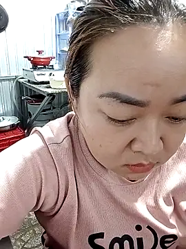 VyOanh2K online show from 01-06-26, 08:51