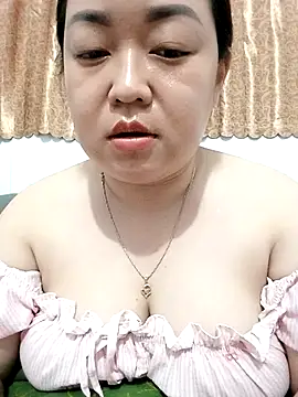 VyOanh2K online show from 10-25-25, 01:45