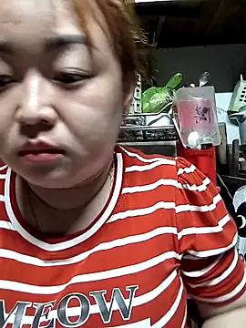 VyOanh2K online show from 11-08-25, 04:21