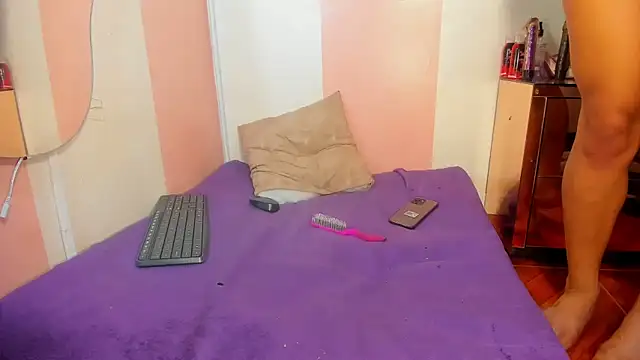 Aura love69 online show from 11-27-25, 05:13