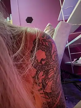 Snapshot of Rimmahottes chatting on 02-24-26, 12:33 Rimmahottes online show from 02-24-26, 12:33