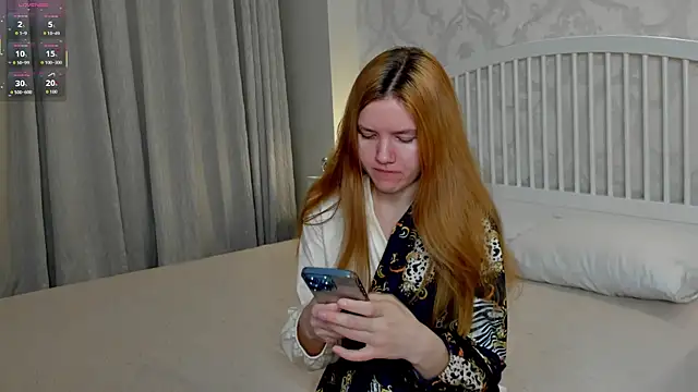 Snapshot of Eva__Lewis chatting on 04-12-26, 03:32 Eva Lewis online show from 04-12-26, 03:32