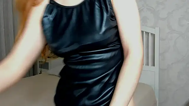 Snapshot of Eva__Lewis chatting on 04-30-26, 04:41 Eva Lewis online show from 04-30-26, 04:41