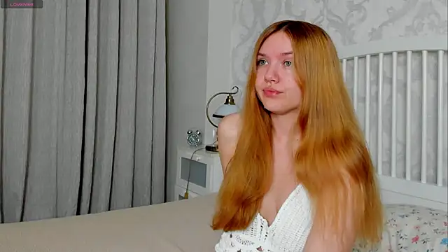 Snapshot of Eva__Lewis chatting on 06-23-26, 04:27 Eva Lewis online show from 06-23-26, 04:27