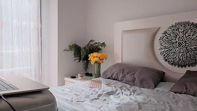 my lina online show from 03-05-25, 07:38