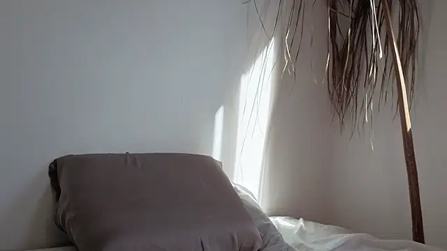 my lina online show from 10-08-25, 07:32