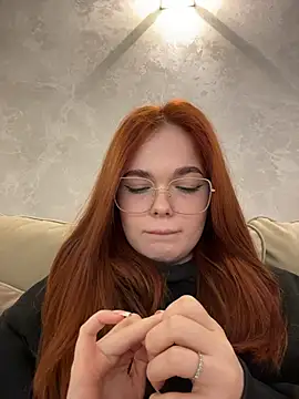 Snapshot of DeniseReese chatting on 02-20-26, 06:26 DeniseReese online show from 02-20-26, 06:26