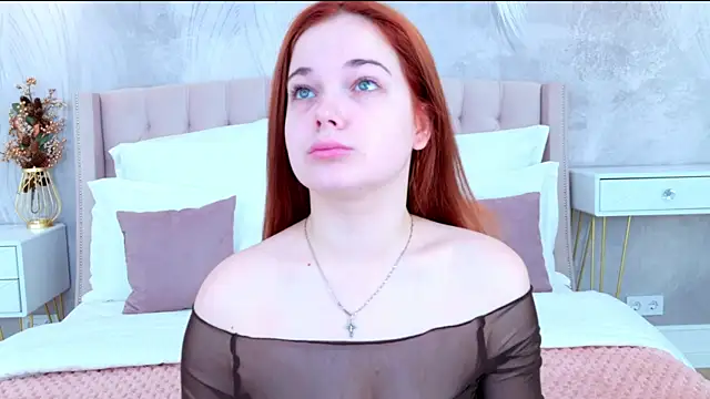 Snapshot of DeniseReese chatting on 11-04-25, 02:37 DeniseReese online show from 11-04-25, 02:37