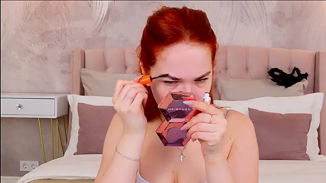 Snapshot of DeniseReese chatting on 10-29-25, 02:54 DeniseReese online show from 10-29-25, 02:54