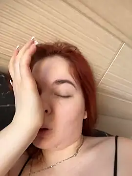 Snapshot of DeniseReese chatting on 02-22-26, 05:21 DeniseReese online show from 02-22-26, 05:21