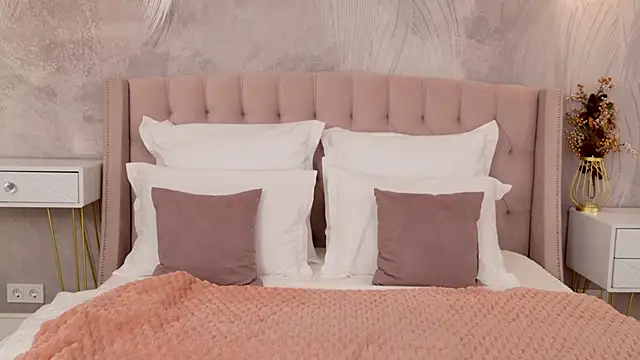 Snapshot of DeniseReese chatting on 11-16-25, 02:38 DeniseReese online show from 11-16-25, 02:38