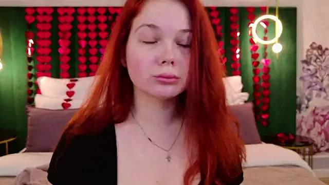 Snapshot of DeniseReese chatting on 02-17-26, 03:04 DeniseReese online show from 02-17-26, 03:04