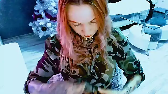 Snapshot of InesGold chatting on 12-21-25, 08:16 InesGold online show from 12-21-25, 08:16