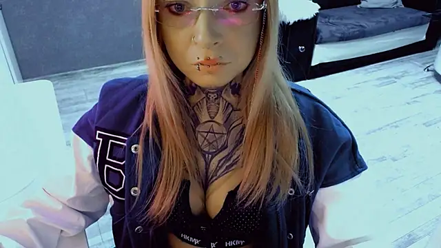 InesGold online show from 03-11-26, 07:24