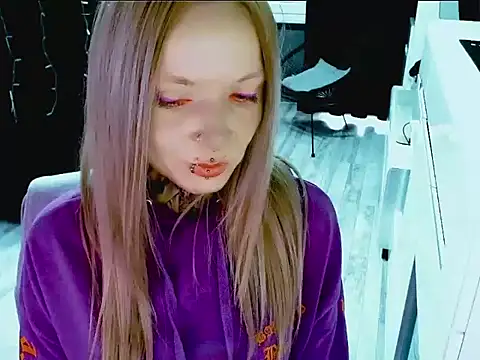 Snapshot of InesGold chatting on 09-29-25, 03:17 InesGold online show from 09-29-25, 03:17