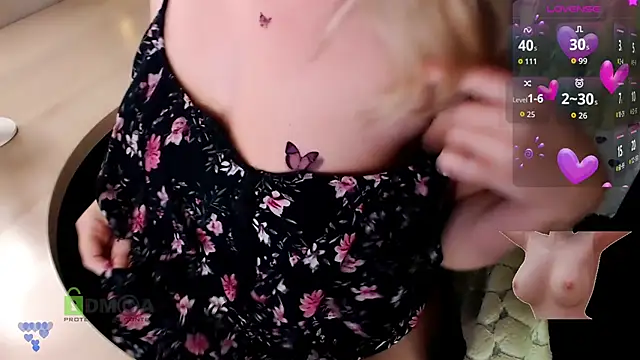  -Luna-  online show from 04-12-26, 11:08