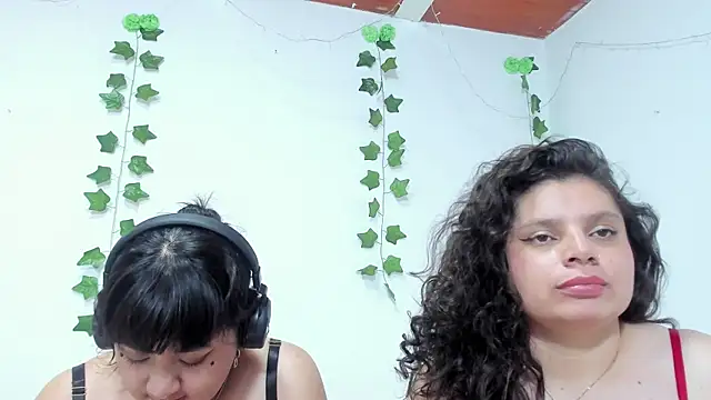 Karol IsabelCouple online show from 03-19-25, 03:52