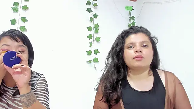 Karol IsabelCouple online show from 03-22-25, 01:43
