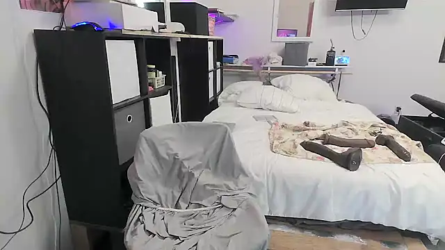 sissytrapdolly24 online show from 02-05-26, 11:11