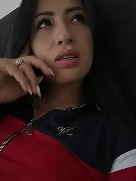 Sara luna  online show from 06-28-26, 10:05