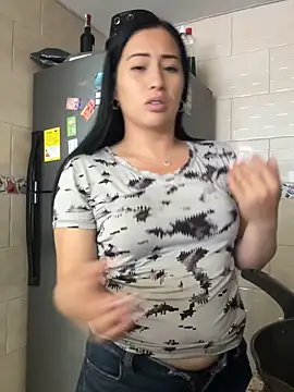 Sara luna  online show from 02-13-26, 02:50