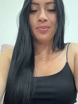 Sara luna  online show from 11-14-25, 12:25