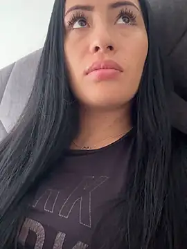 Sara luna  online show from 02-12-26, 03:45