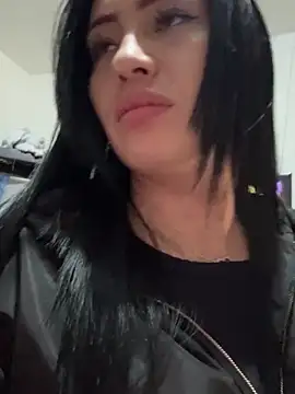 Snapshot of Sara_luna_ chatting on 03-03-25, 05:09 Sara luna online show from 03-03-25, 05:09